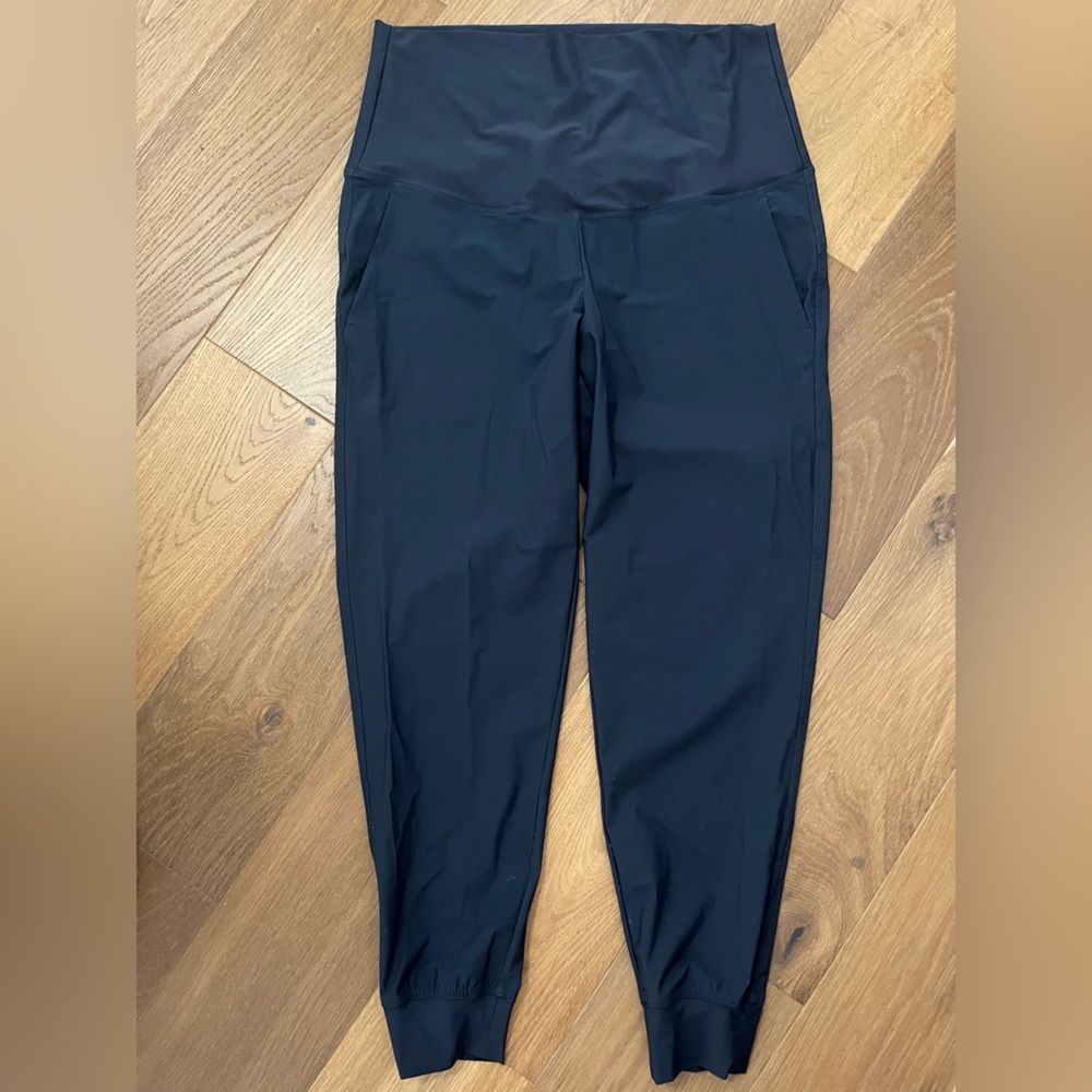 Old navy Sleektech maternity joggers
